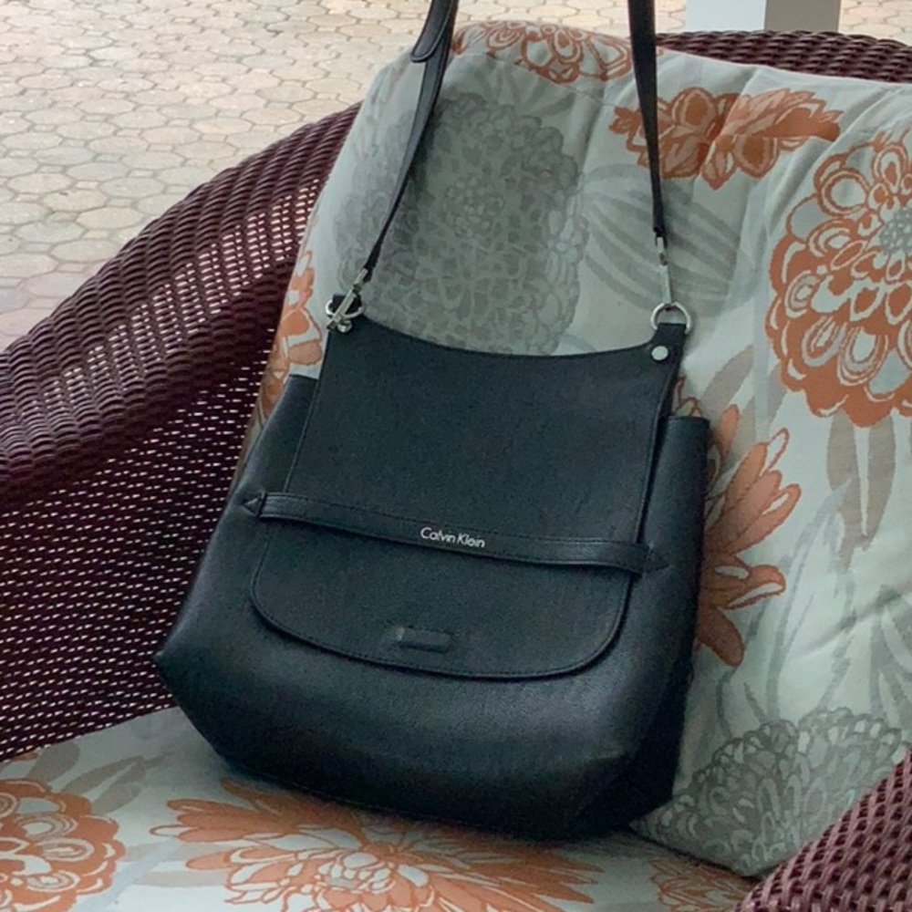 Calvin Purse with cosmetic bag